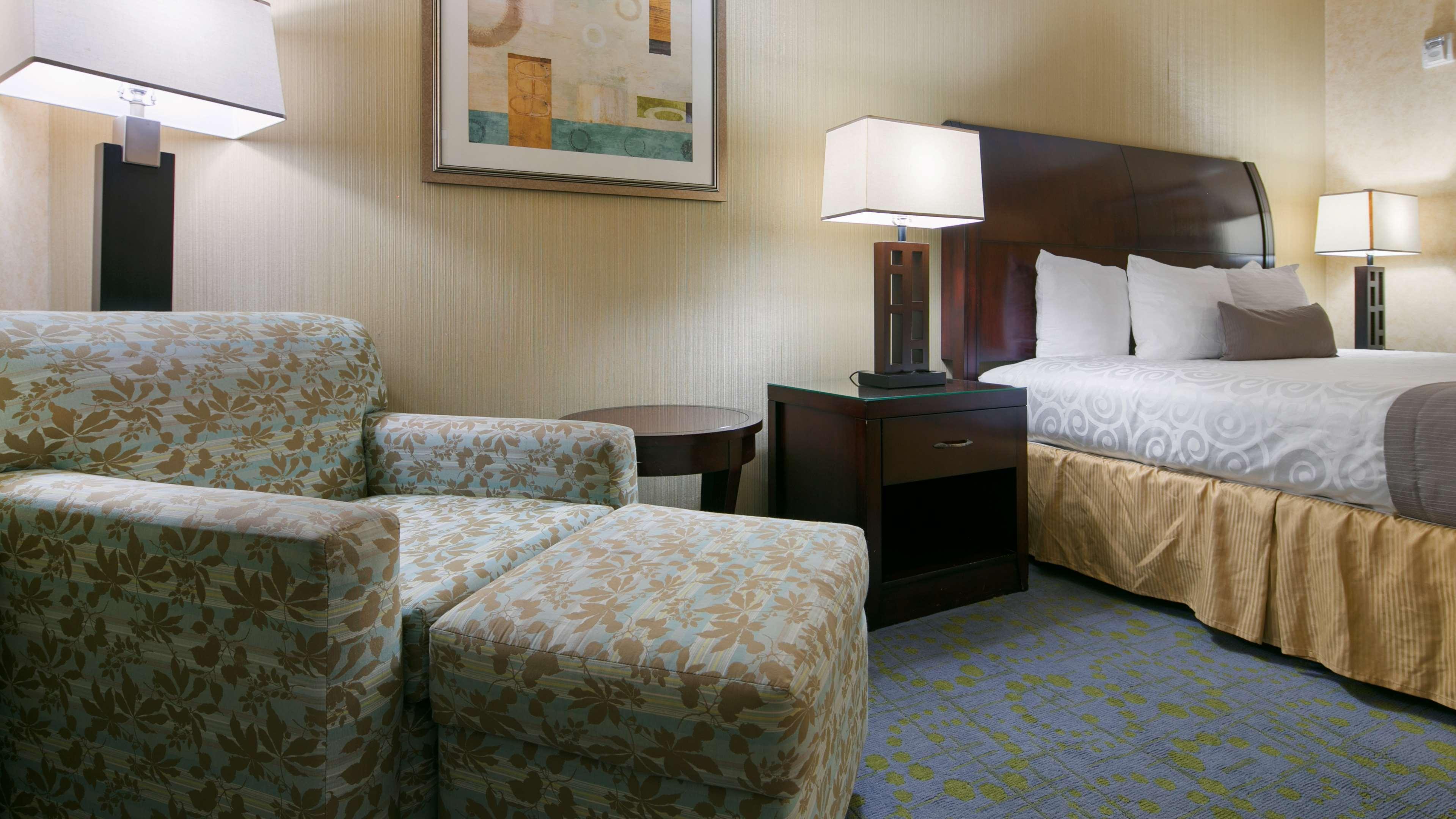 Best Western Plus Wasco Inn & Suites Exterior foto