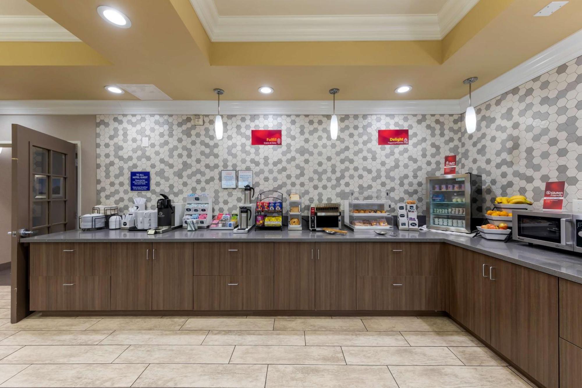 Best Western Plus Wasco Inn & Suites Exterior foto