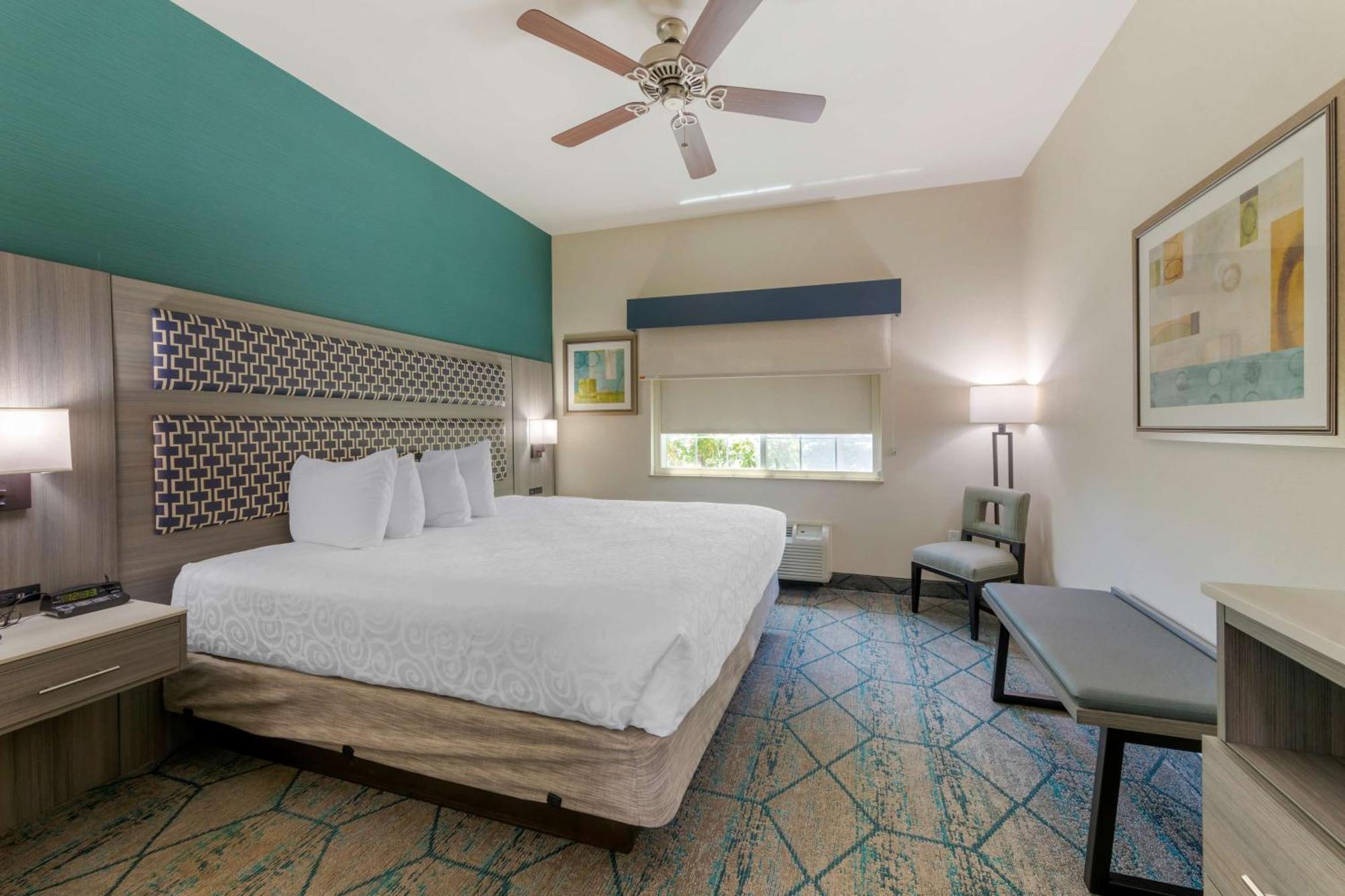 Best Western Plus Wasco Inn & Suites Exterior foto