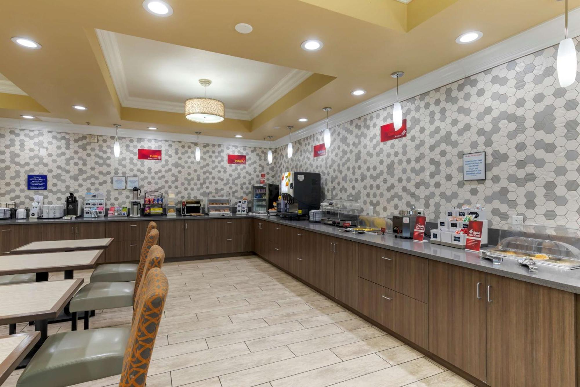 Best Western Plus Wasco Inn & Suites Exterior foto